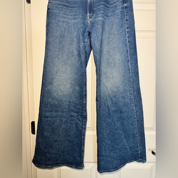 MOTHER Wide-Leg Jeans in Denim Blue - Picture 3 of 14